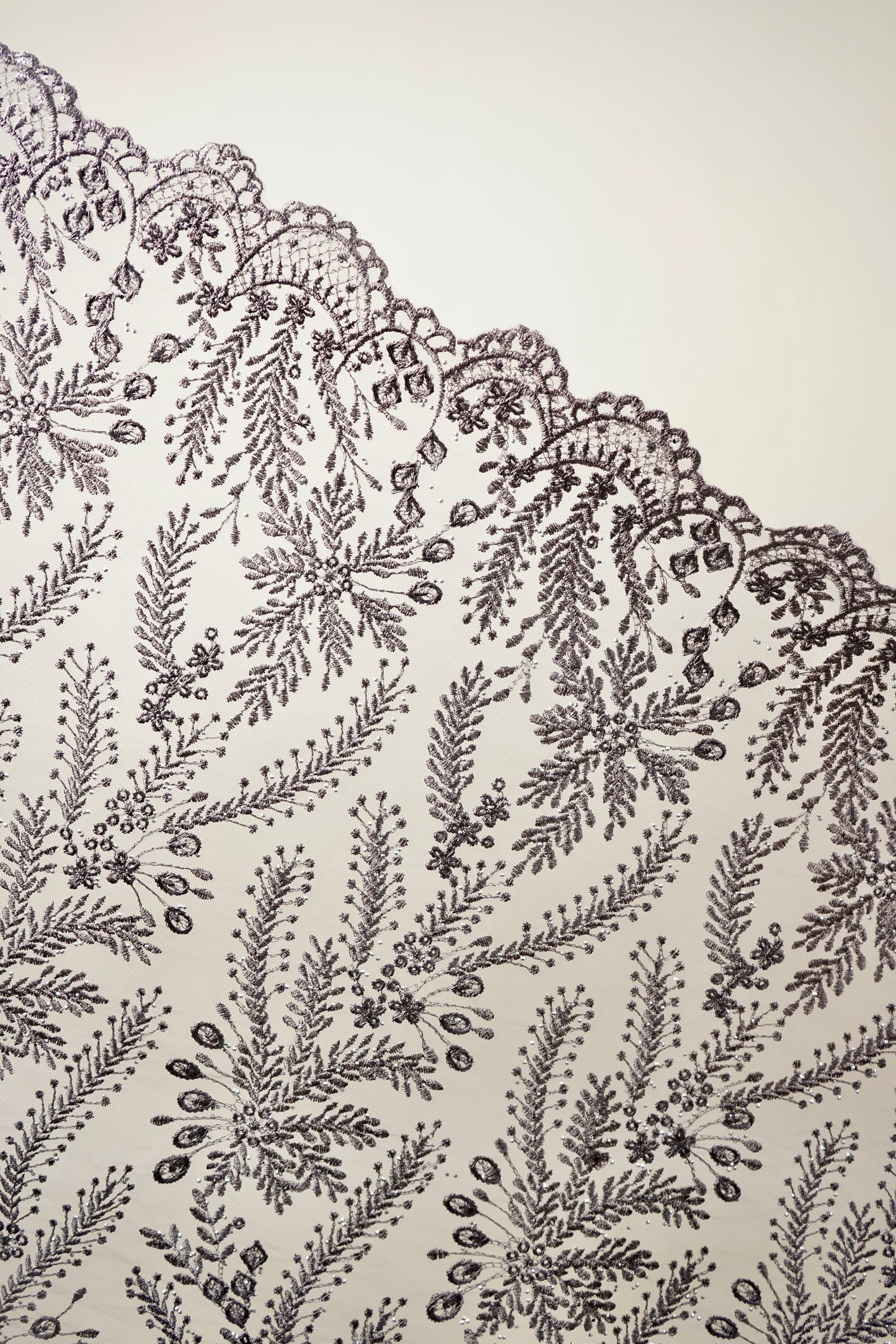 Rimba Tunas Bejewelled Selendang in Pewter Grey