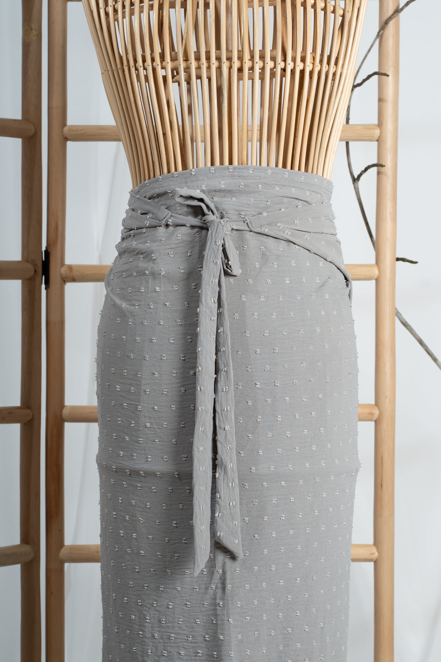 Seri Non-Slit Instant Textured Pareo in Grey