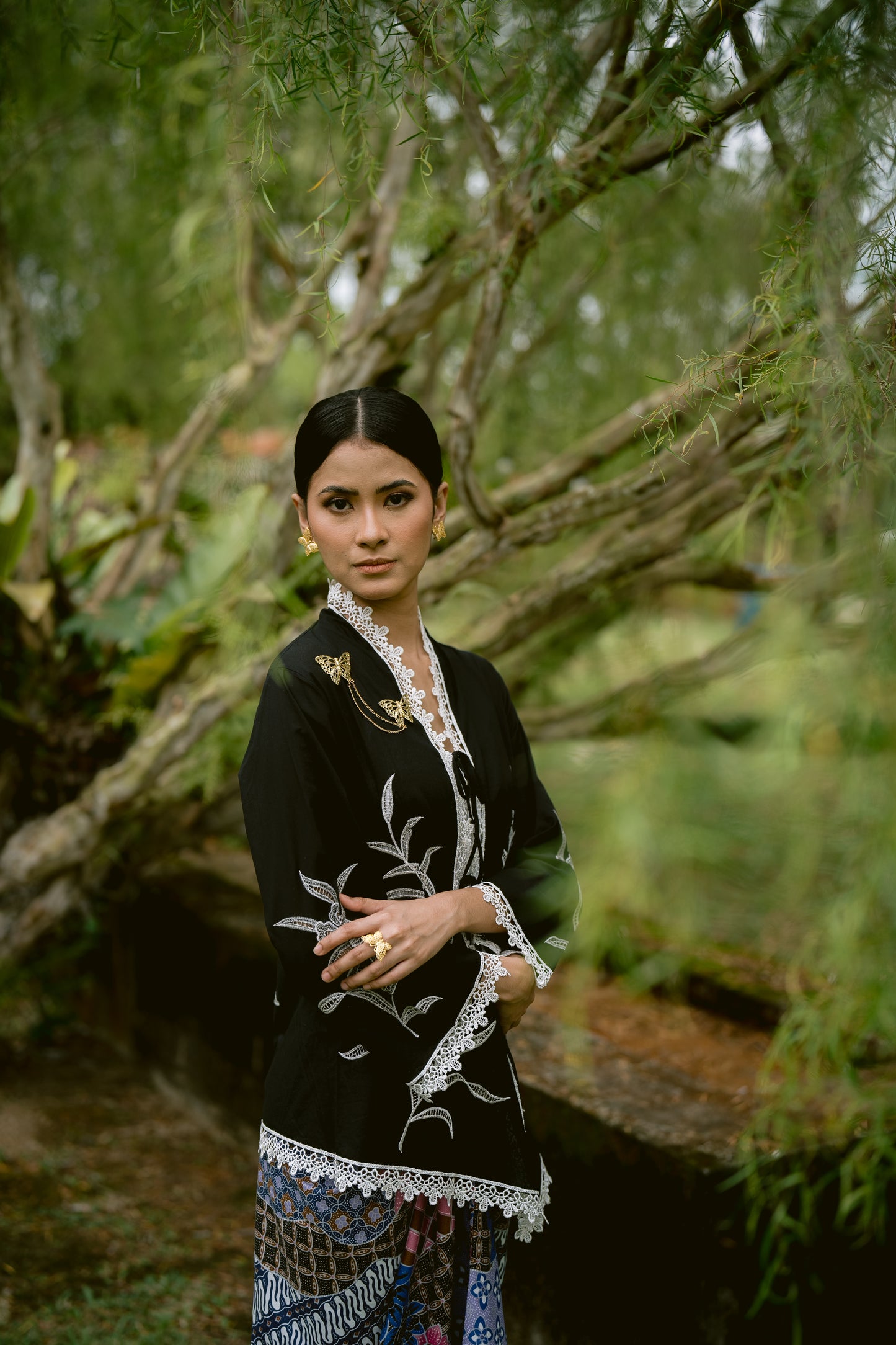 Rerama Agung Double Chain Brooch