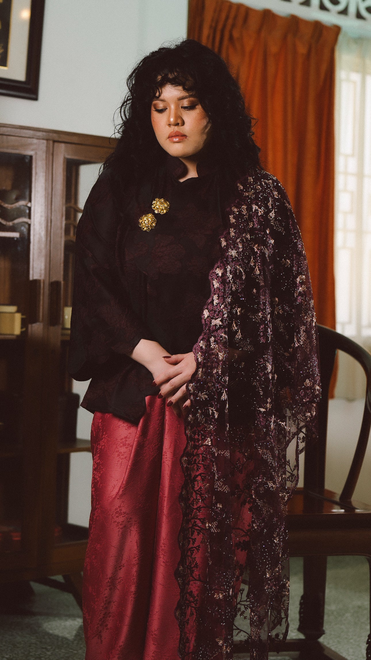 Renjana Janggan Scallop Buttonless Top in Soft Nude