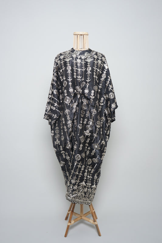 Kesuma Orked Kaftan in Black