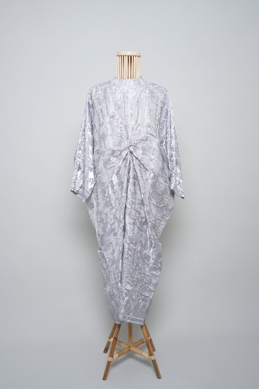 Kesuma Orked Kaftan in Silver