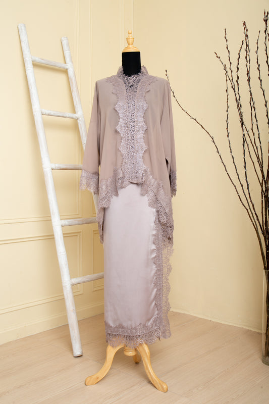 Lelia Kebaya Lace Set in Taupe