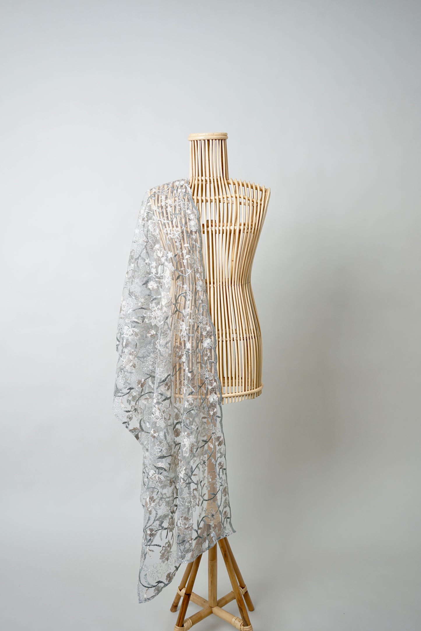 Jasmin Bejewelled Selendang in Silver Grey