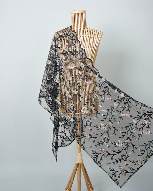 Dahlia Bejewelled Selendang in Black
