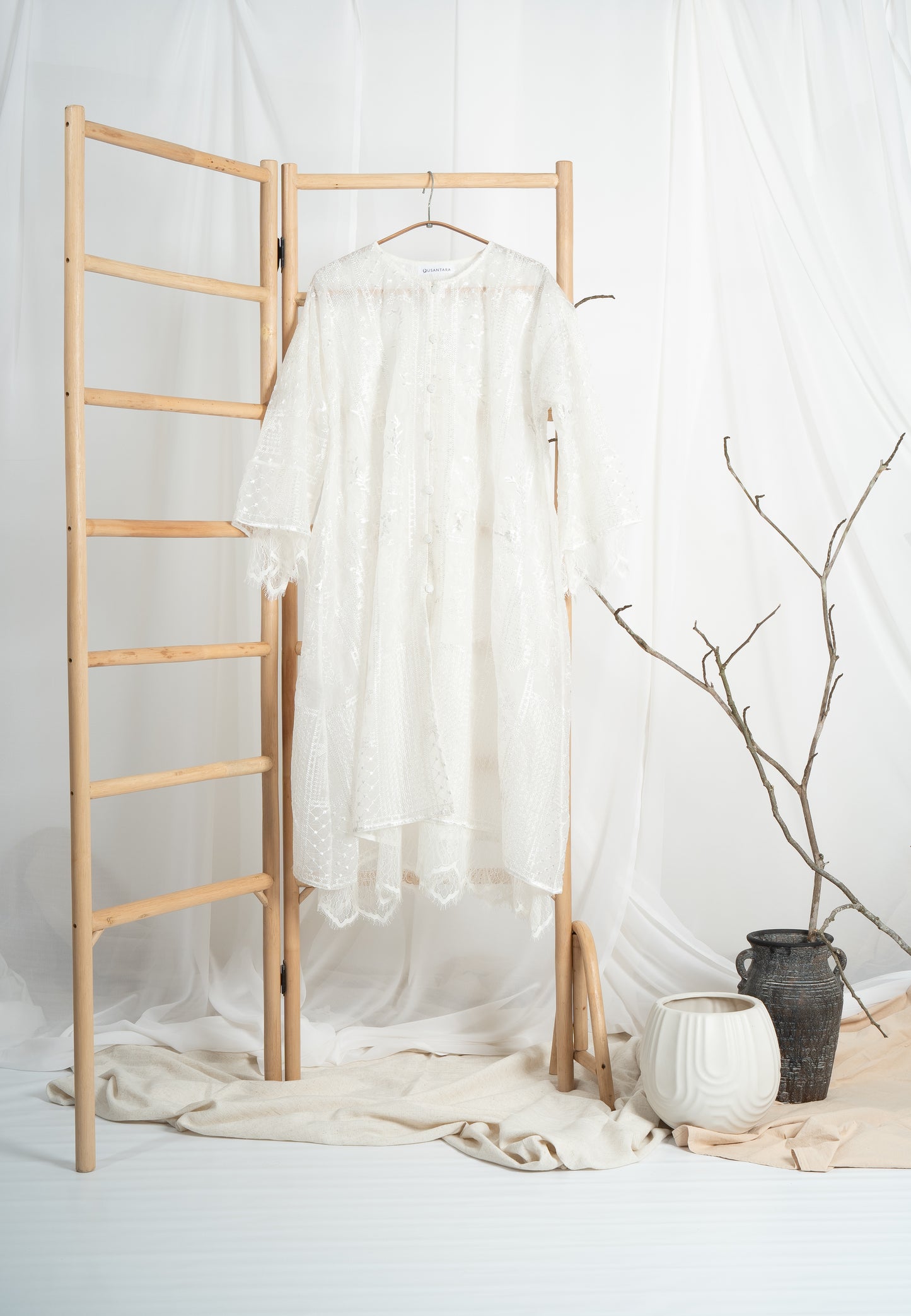 Anggun Fully Embroidered Lace Kurung Top in White