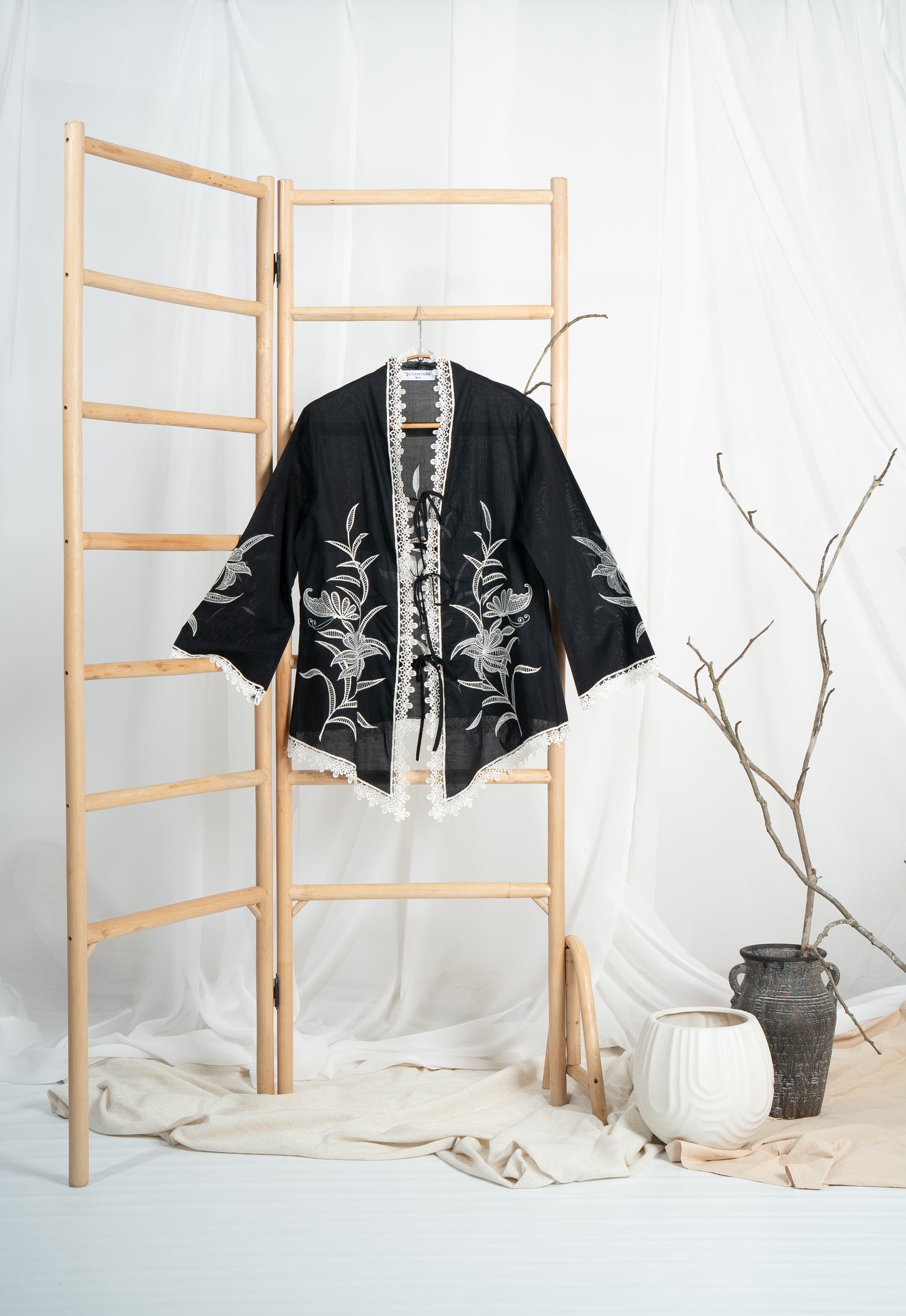 Rerama Hand Embroidered Kebaya Top in Black & White