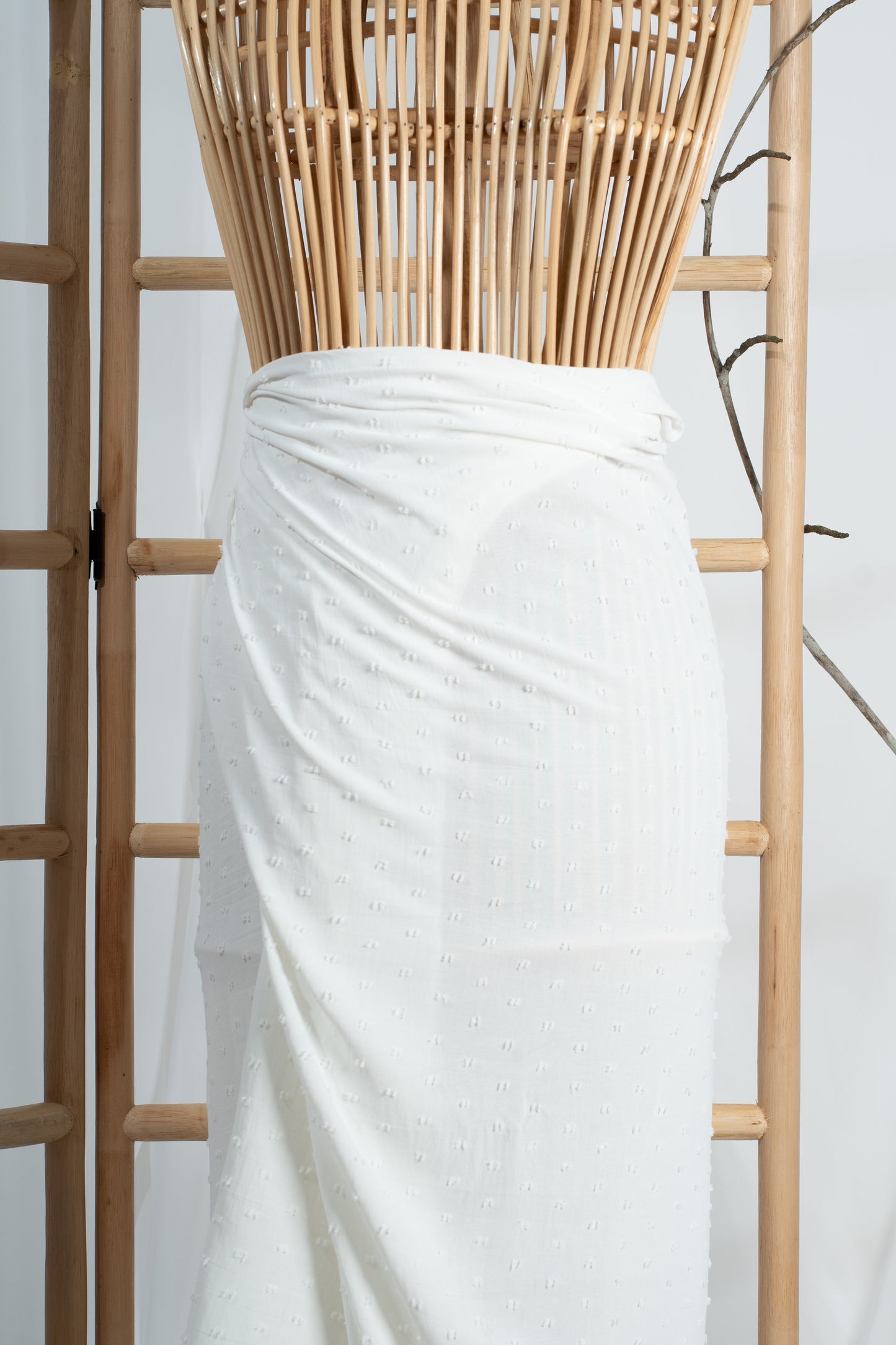 Seri Non-Slit Instant Textured Pareo in White