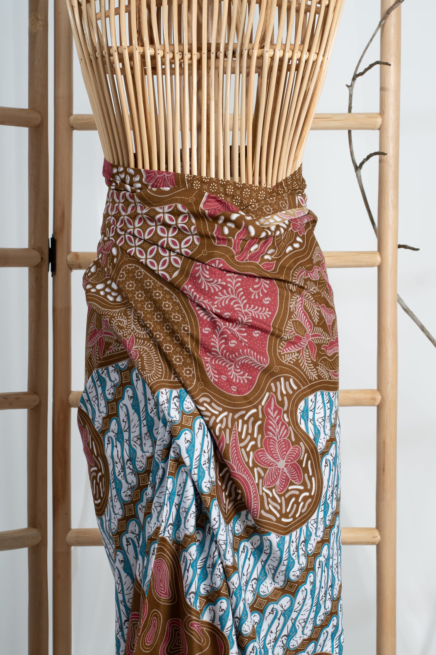 Gemersik Non-Slit Instant Batik Pareo in Pink