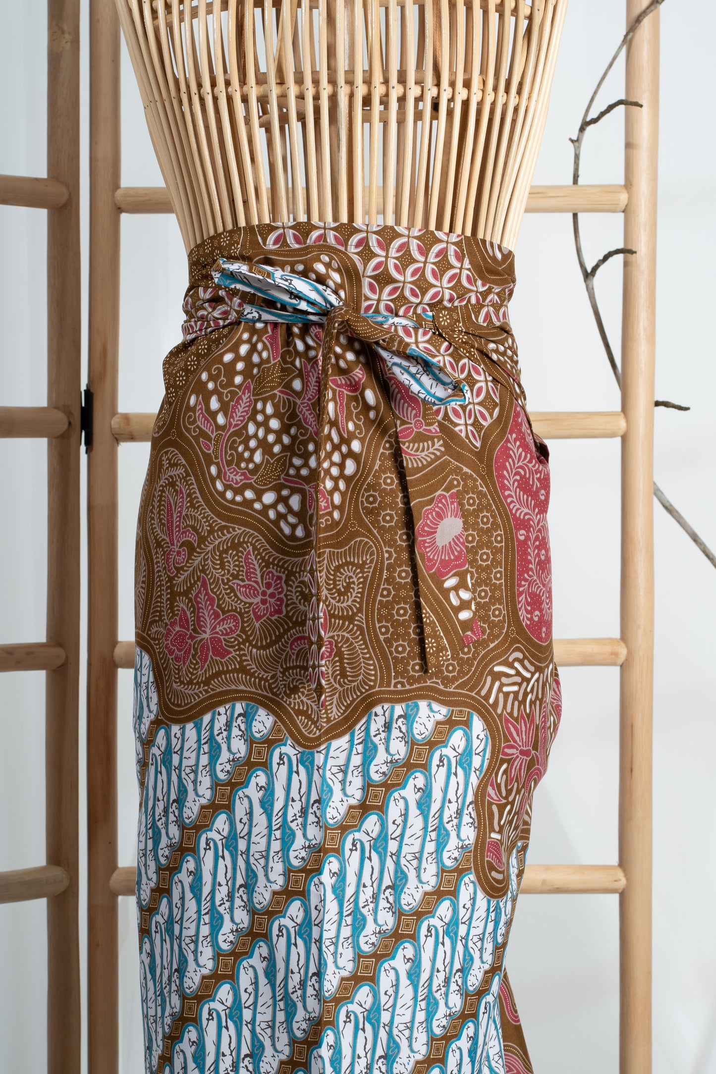 Gemersik Non-Slit Instant Batik Pareo in Pink