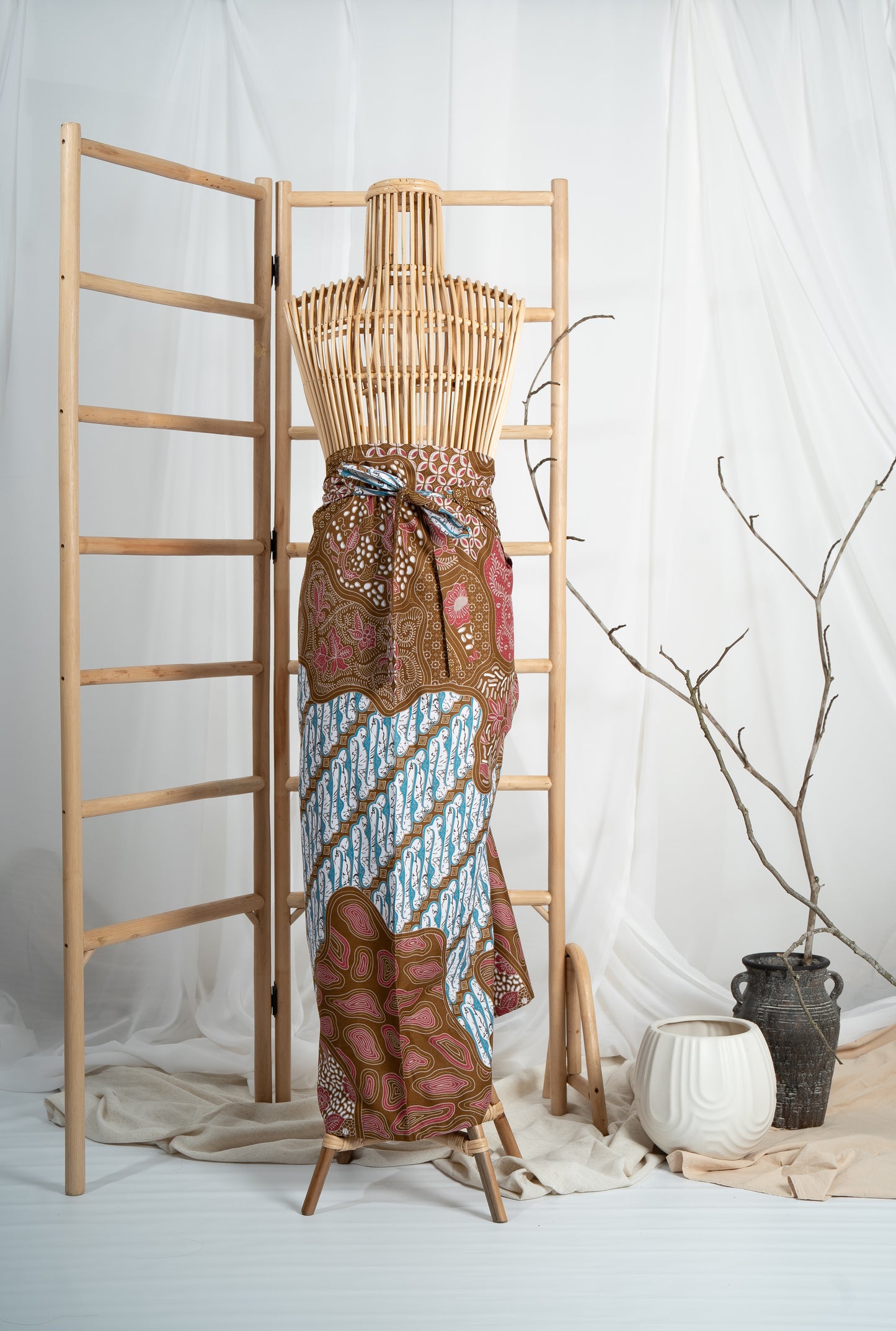 Gemersik Non-Slit Instant Batik Pareo in Pink