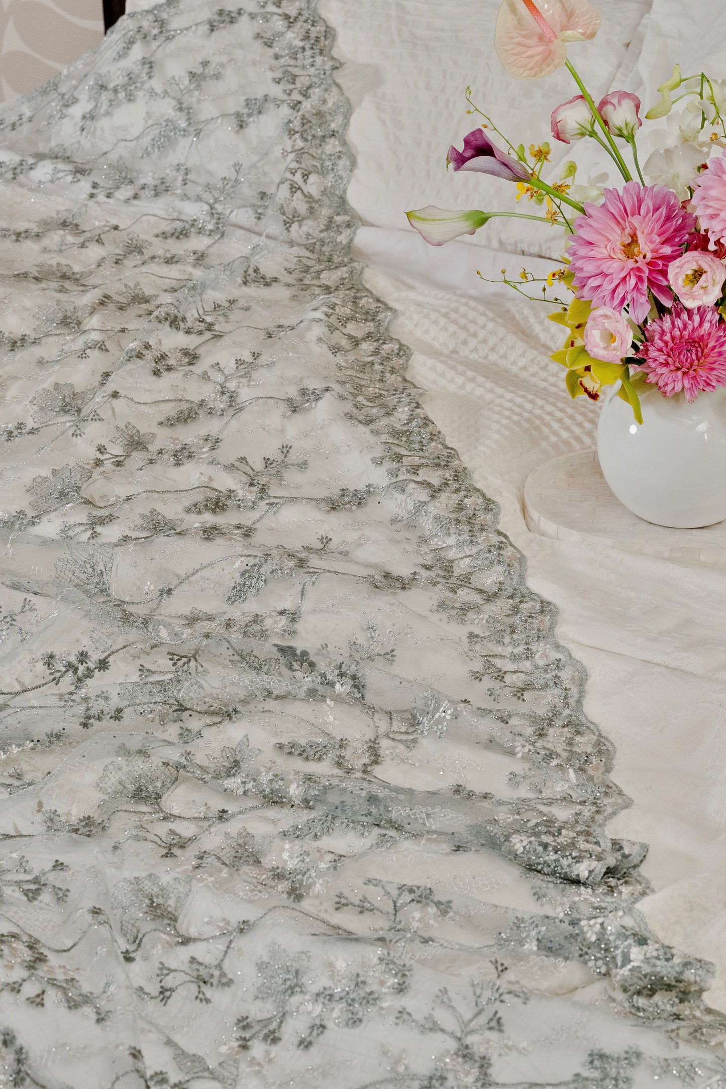 Naluri Bejewelled Selendang in Silver Grey & Ivory