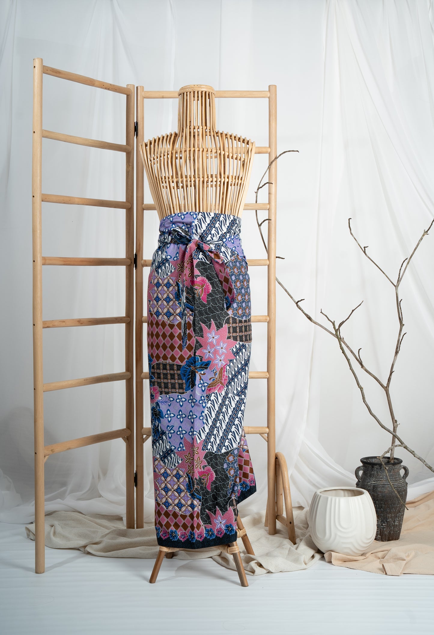 Rerama Non-Slit Instant Batik Pareo in Navy Blue