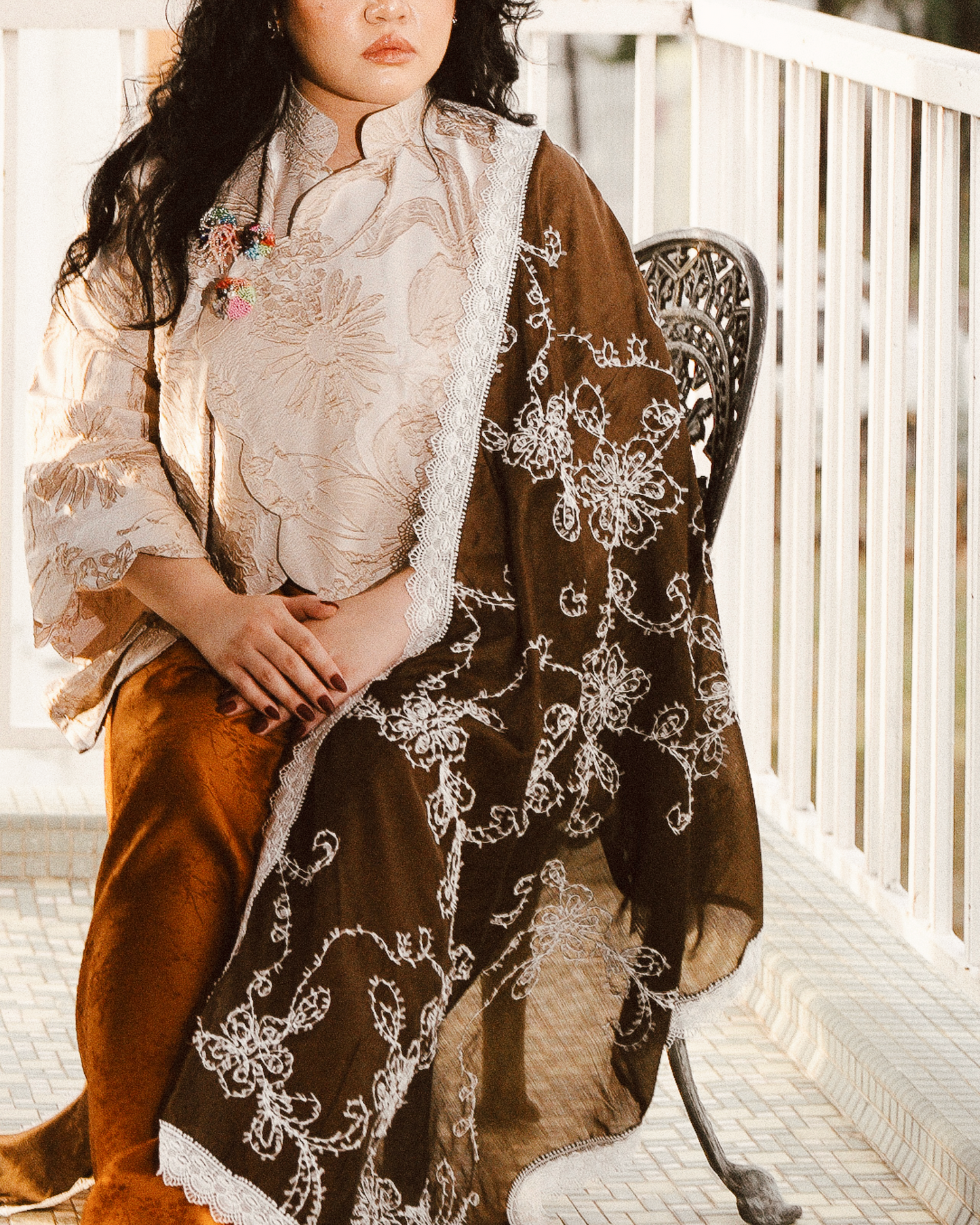 Renjana Janggan Scallop Buttonless Top in Soft Pink