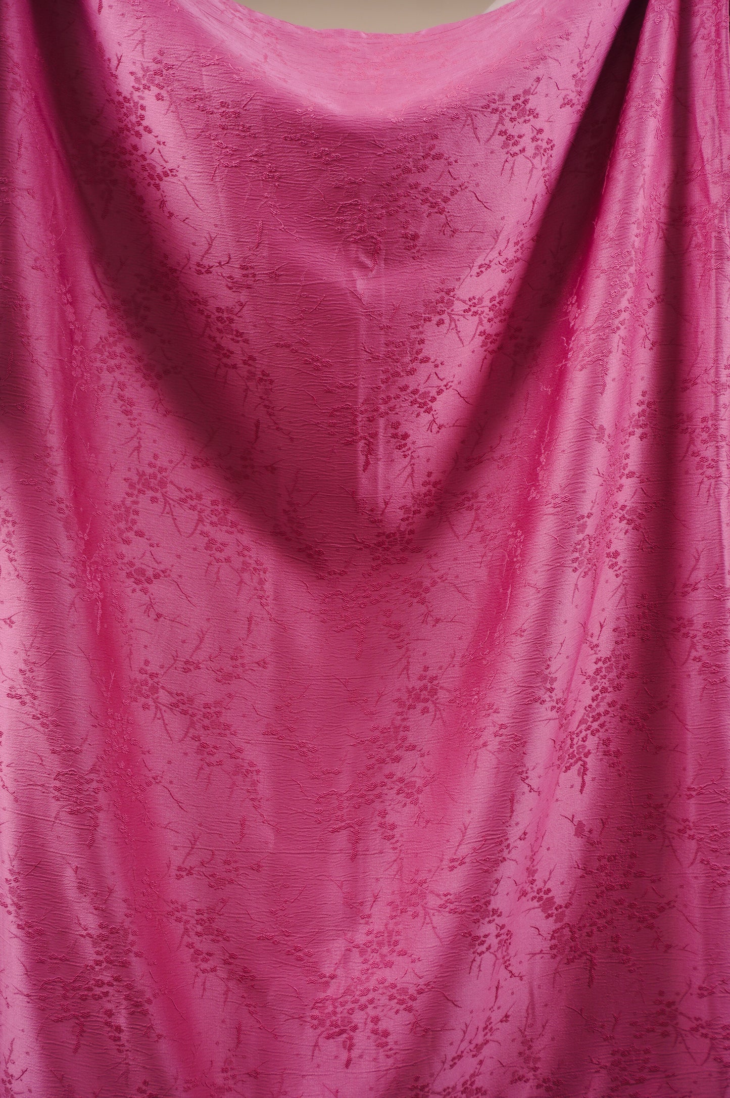 Indah Non-Slit Instant Embossed Pareo in Rose