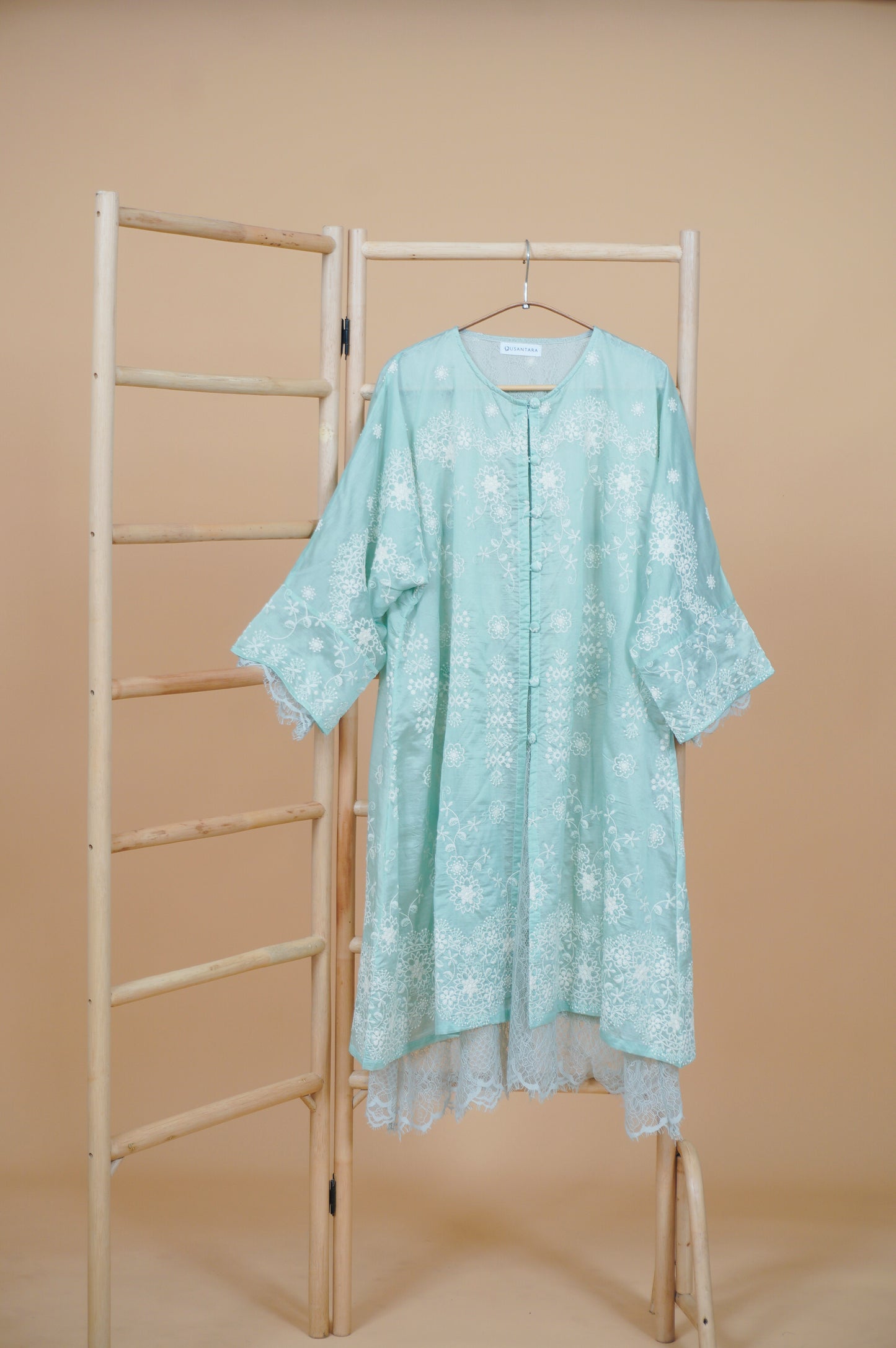 Kasih Lace Kurung Top in Soft Green with Ivory Embroidery