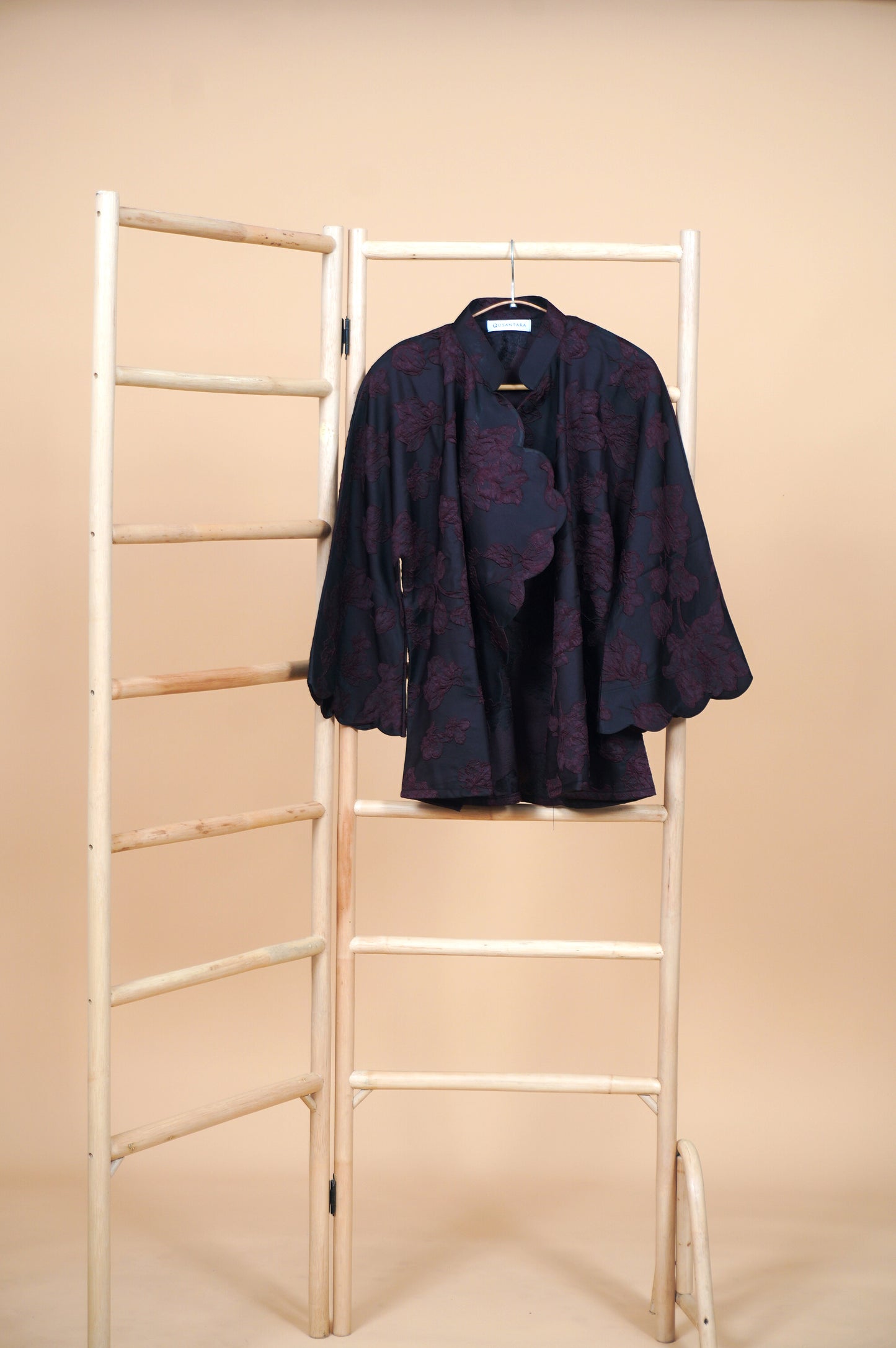 Renjana Janggan Scallop Buttonless Top in Deep Burgundy