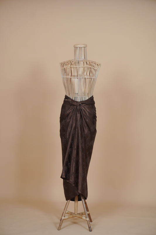 Indah Non-Slit Instant Embossed Pareo in Brown